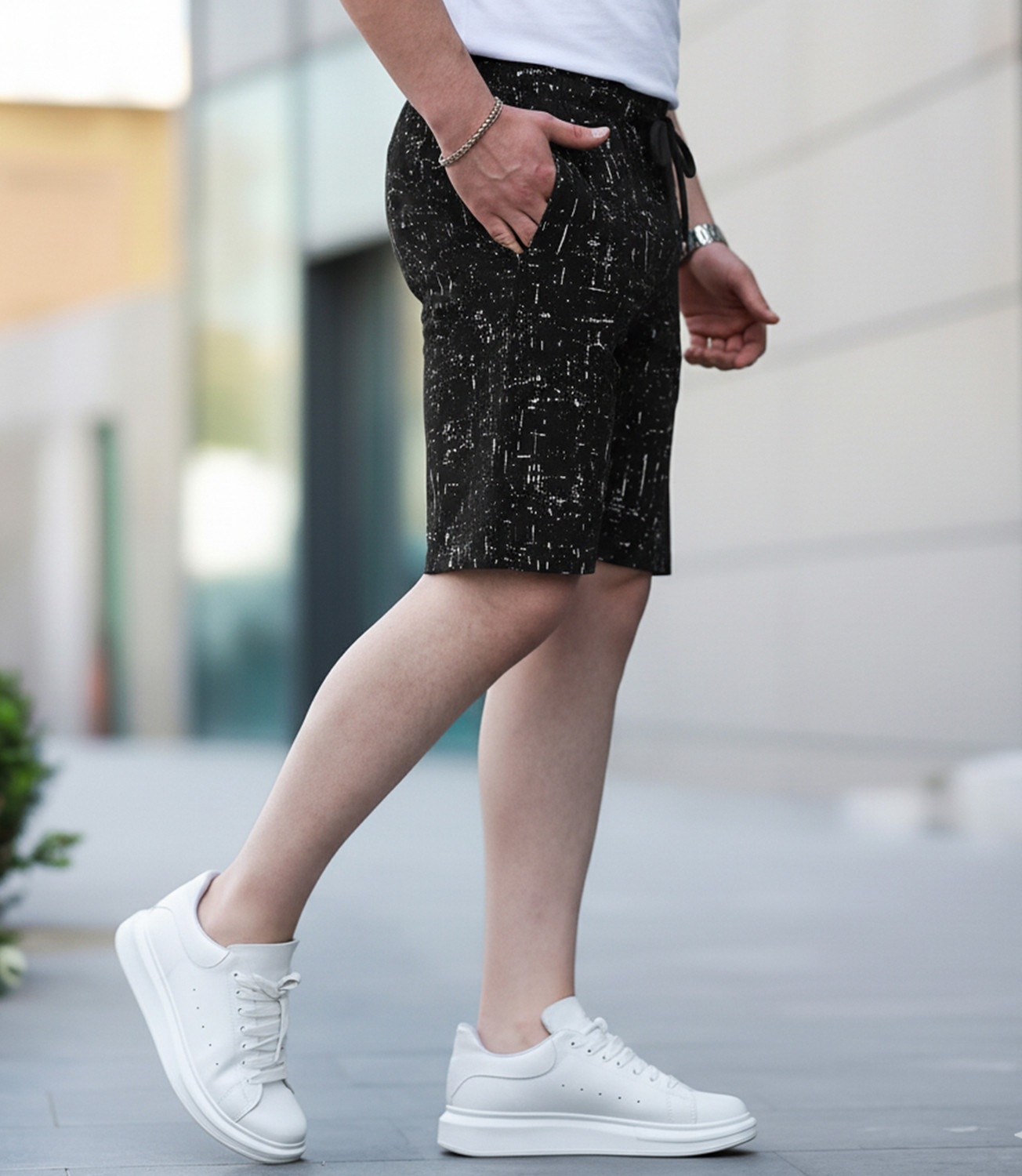 Image of FEEL TRACK Checkered Men Black Basic Shorts
