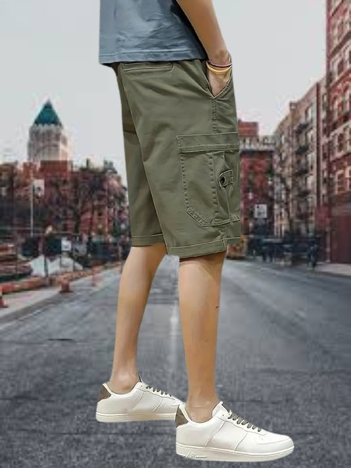 Image of TYRELL Solid Men Green Cargo Shorts