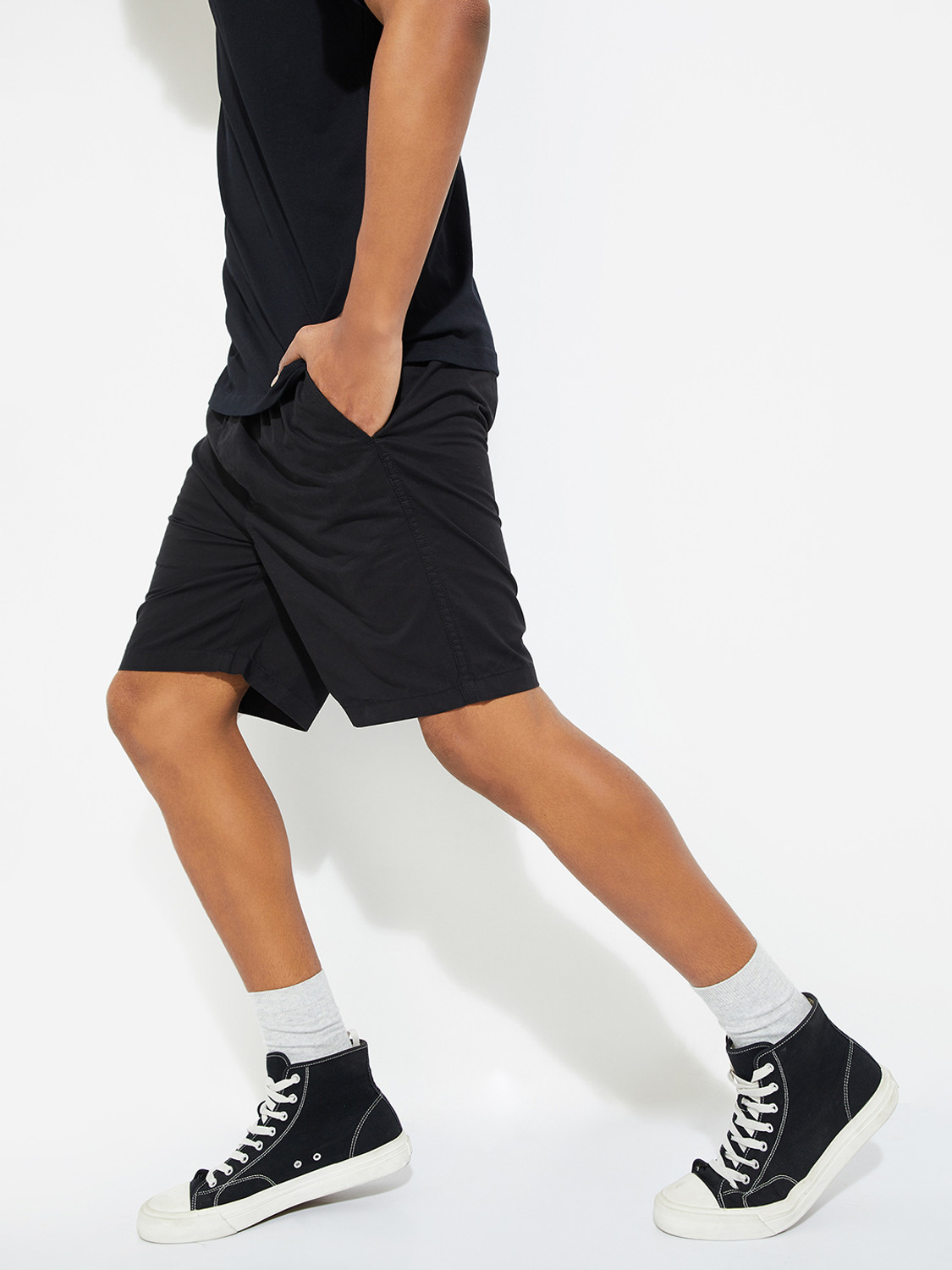 Image of MAX Solid Men Black Basic Shorts