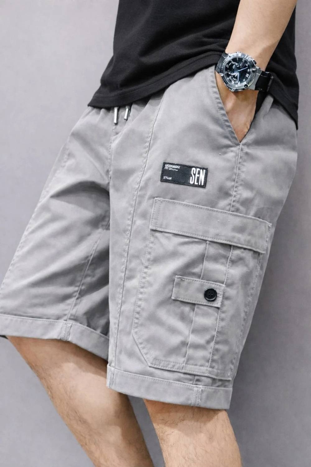 UWALD Men Multicolor Cargo Shorts - Image 1