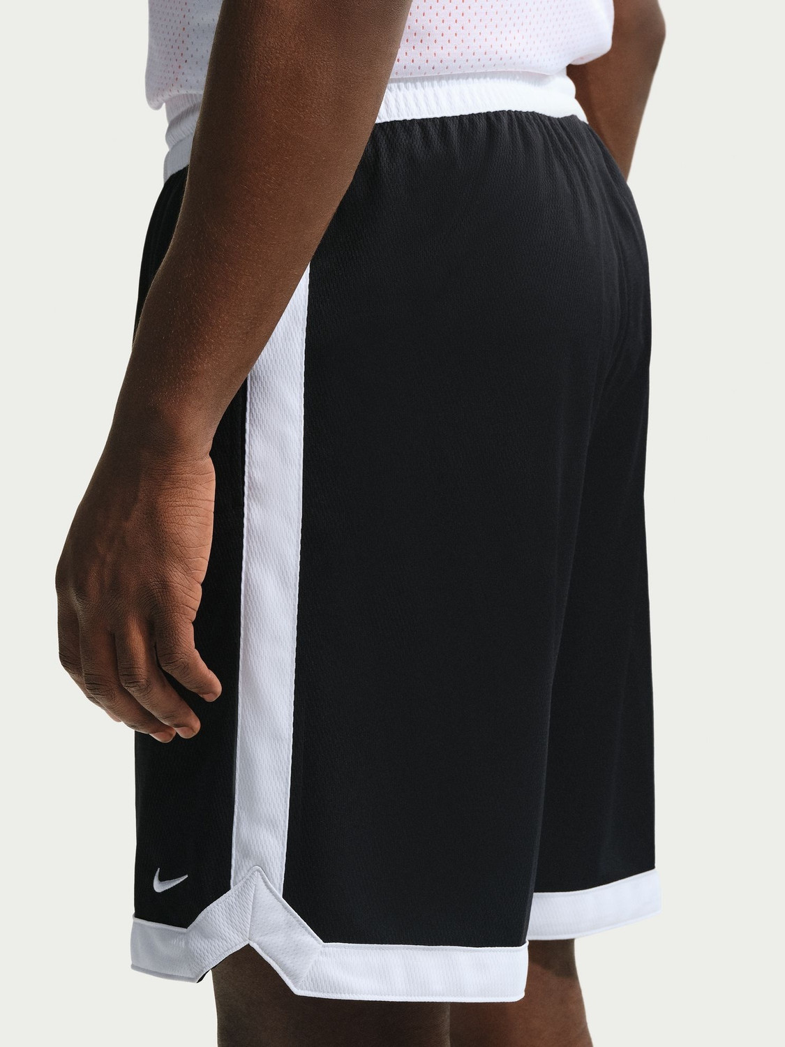 Image of NIKE Solid Men Black Basic Shorts