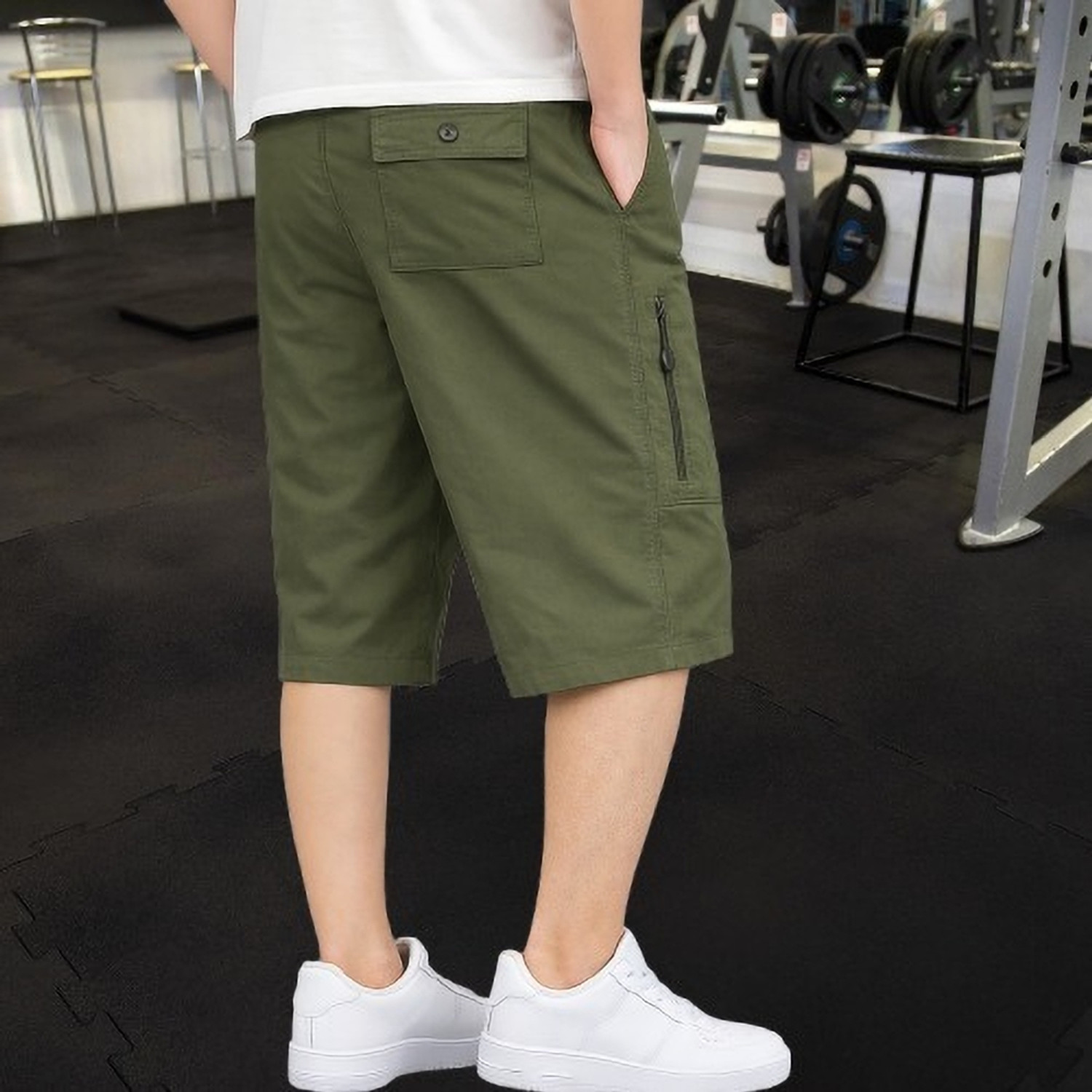 Image of TYRELL Solid Men Green Cargo Shorts