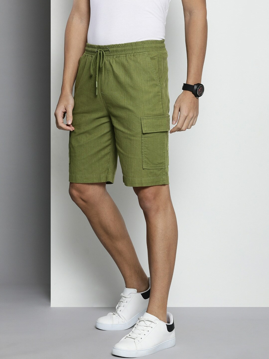 Image of The Indian Garage Co. Solid Men Green Cargo Shorts