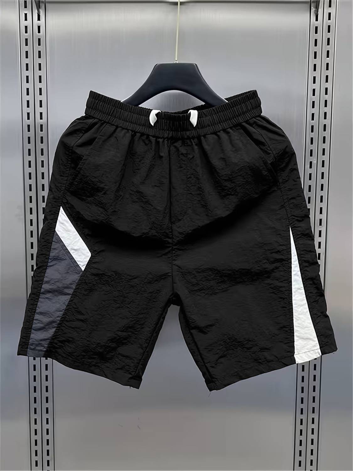 Lripsome Color Block Black Casual Shorts - Image 1