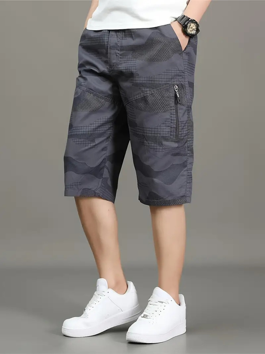 Image of sti Military Camouflage, Printed, Geometric Print Men Multicolor Cargo Shorts