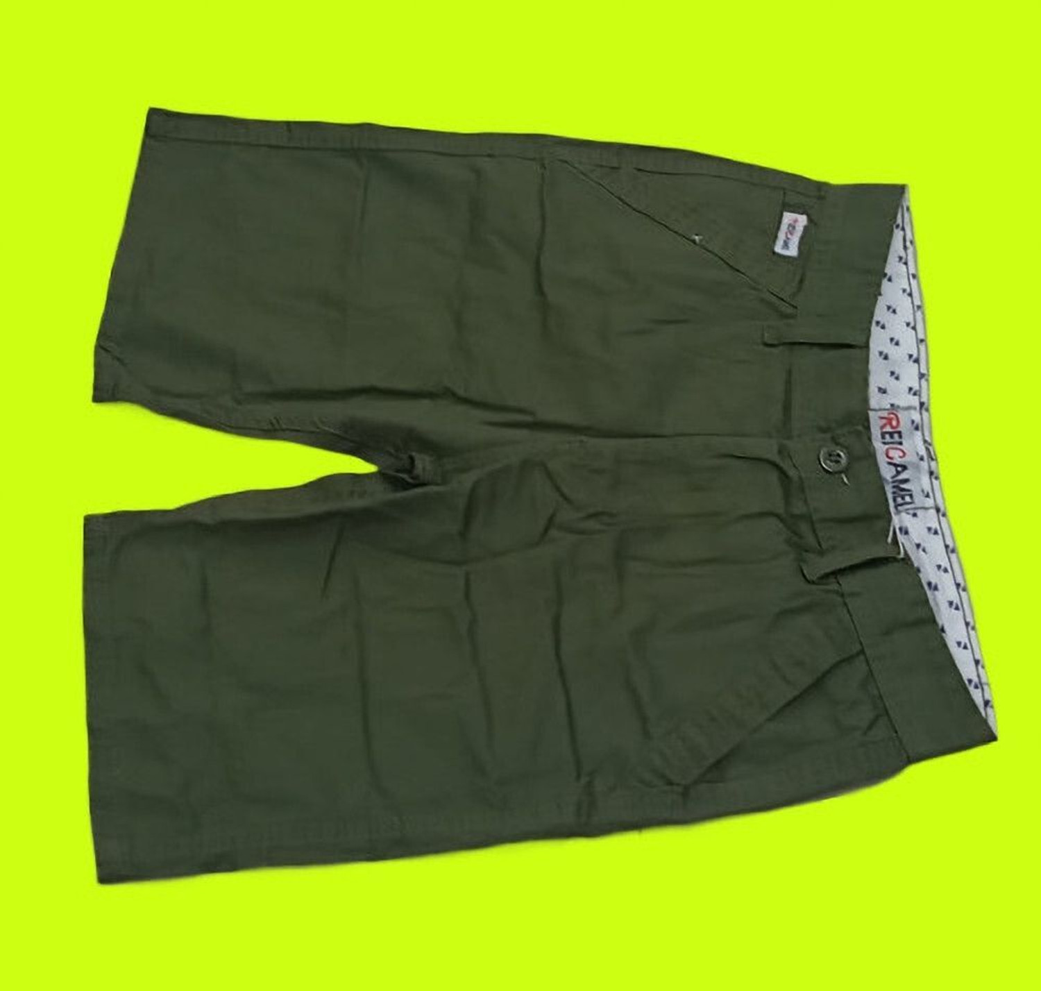 Image of PRYAN FASHION Solid Men Green Cargo Shorts
