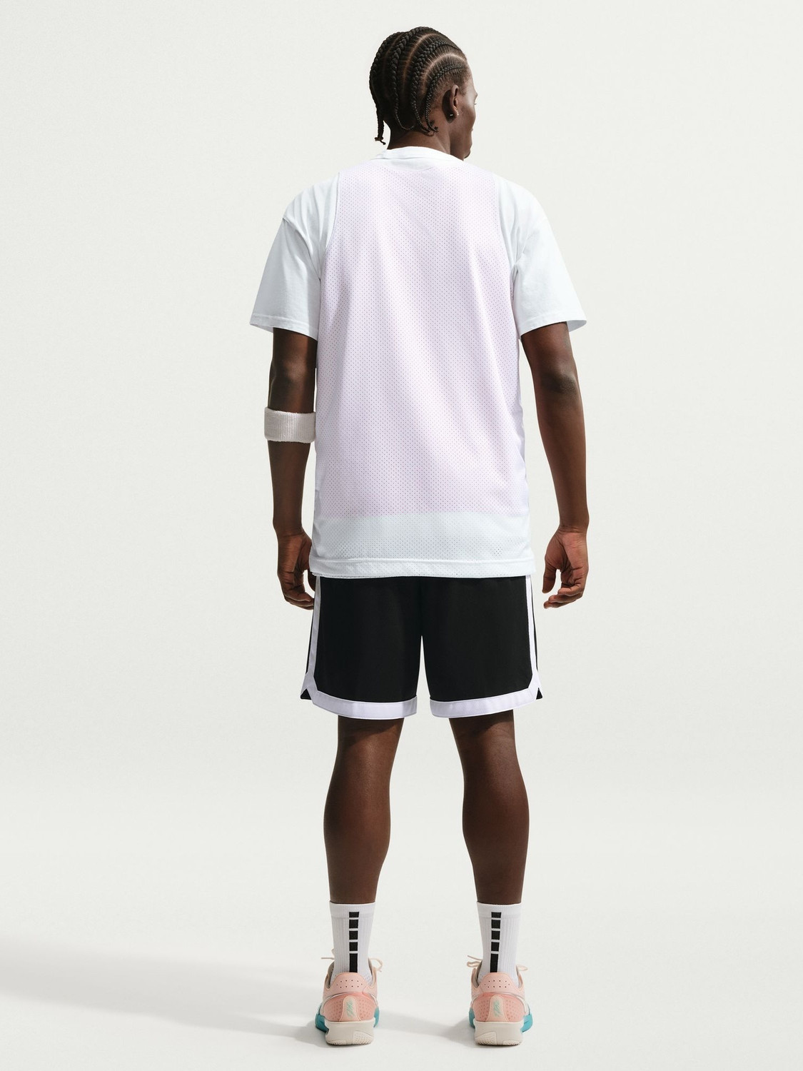 Image of NIKE Solid Men Black Basic Shorts