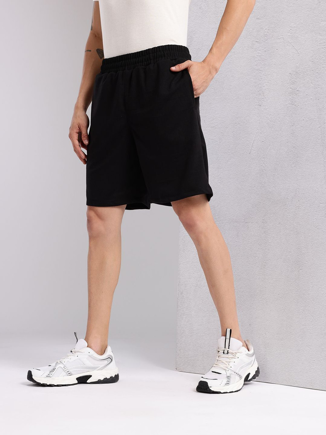 Image of HRX by Hrithik Roshan Printed Men Black Regular Shorts