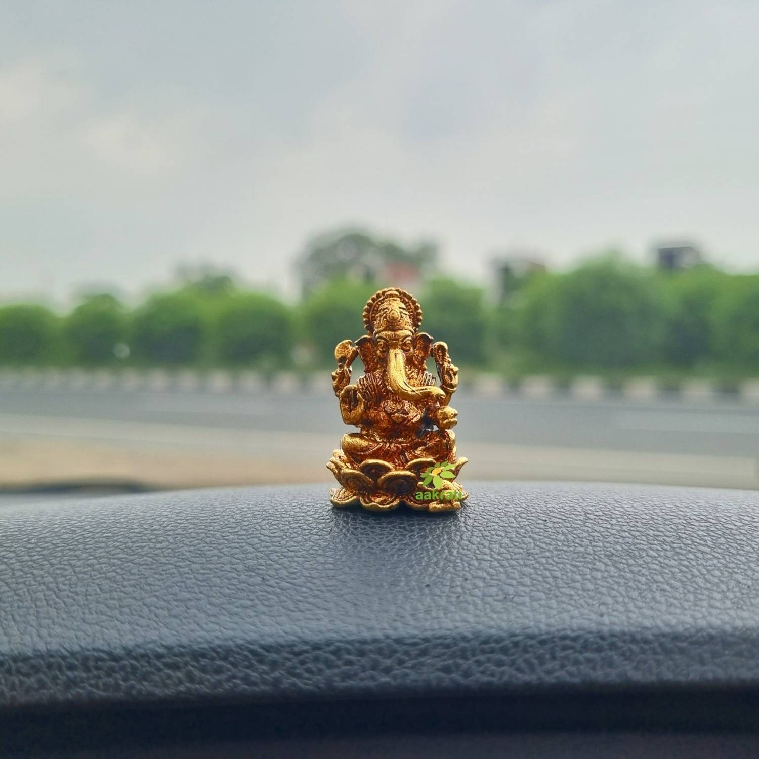 Aakrati Ganesh Ji Statue of Brass| Lord Ganesh Idol| Home Improvement Items Decorative Showpiece - 3.05 cm