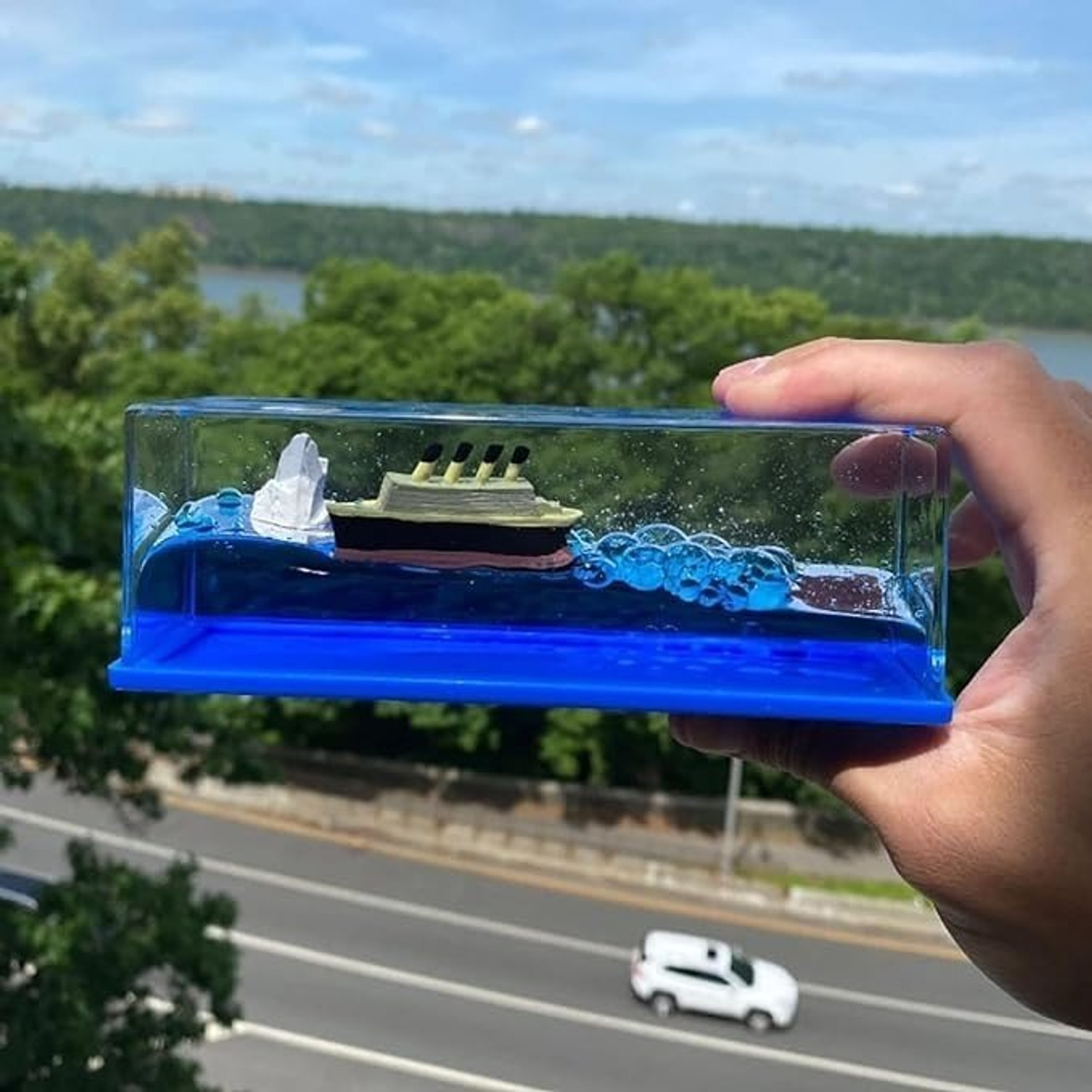 Image of CRUISE Titanic Wave Cruise Ship, Liquid Wave Cruise Ship Decoration, Nautical Showpiece Decorative Showpiece - 6 cm