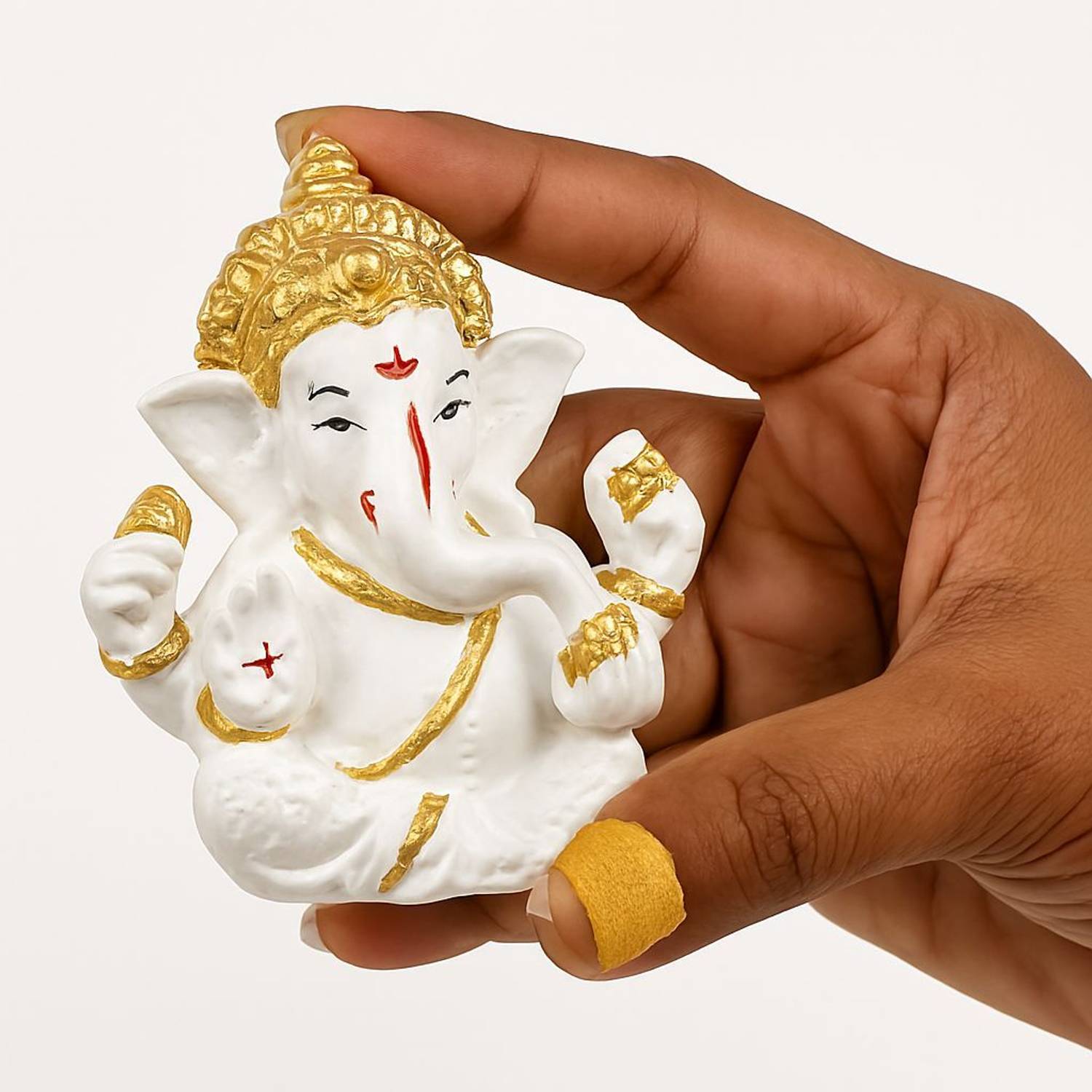 Heer Art Gallery Decorative Dashboard Ganesh Idol | Car Dashboard Ganpati Statue Decorative Showpiece  -  3 cm