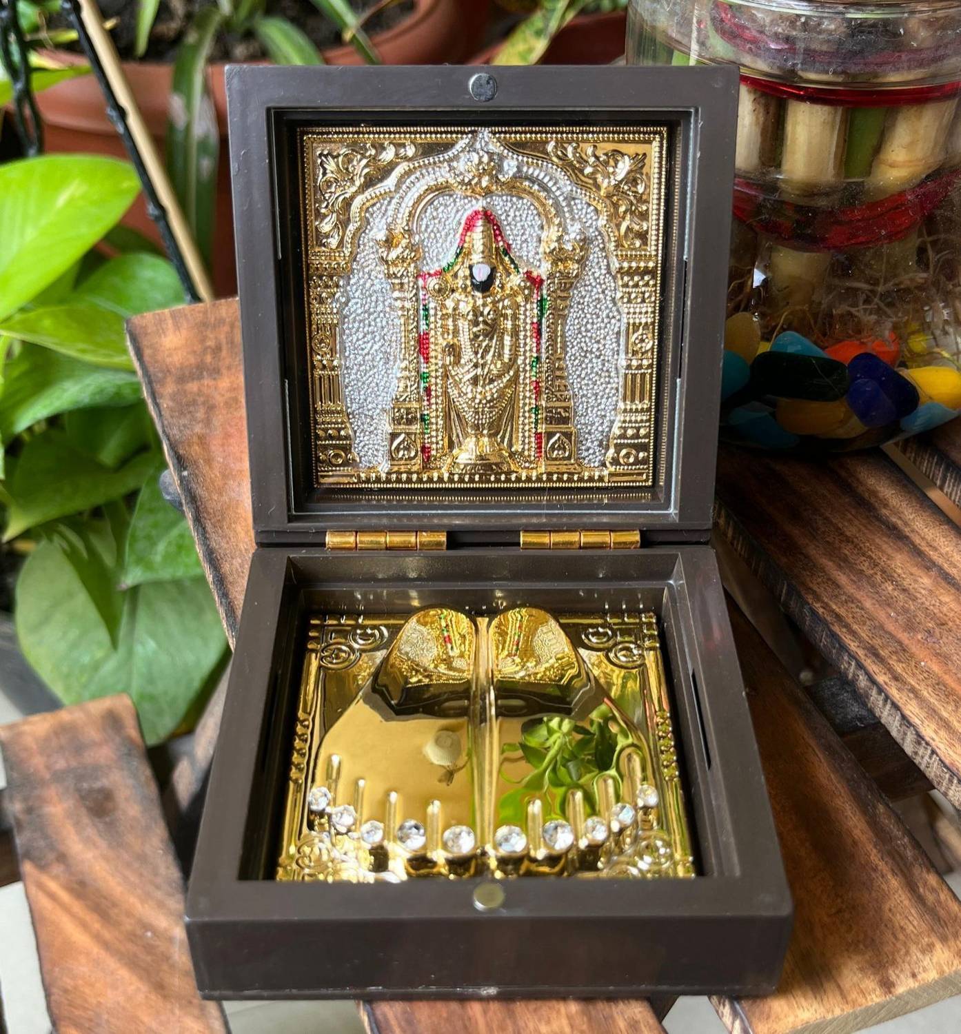 Averiq Gifts Tirupati Balaji charan Paduka Gold Plated with Temple Frame 3x3 inch Decorative Showpiece - 3 cm