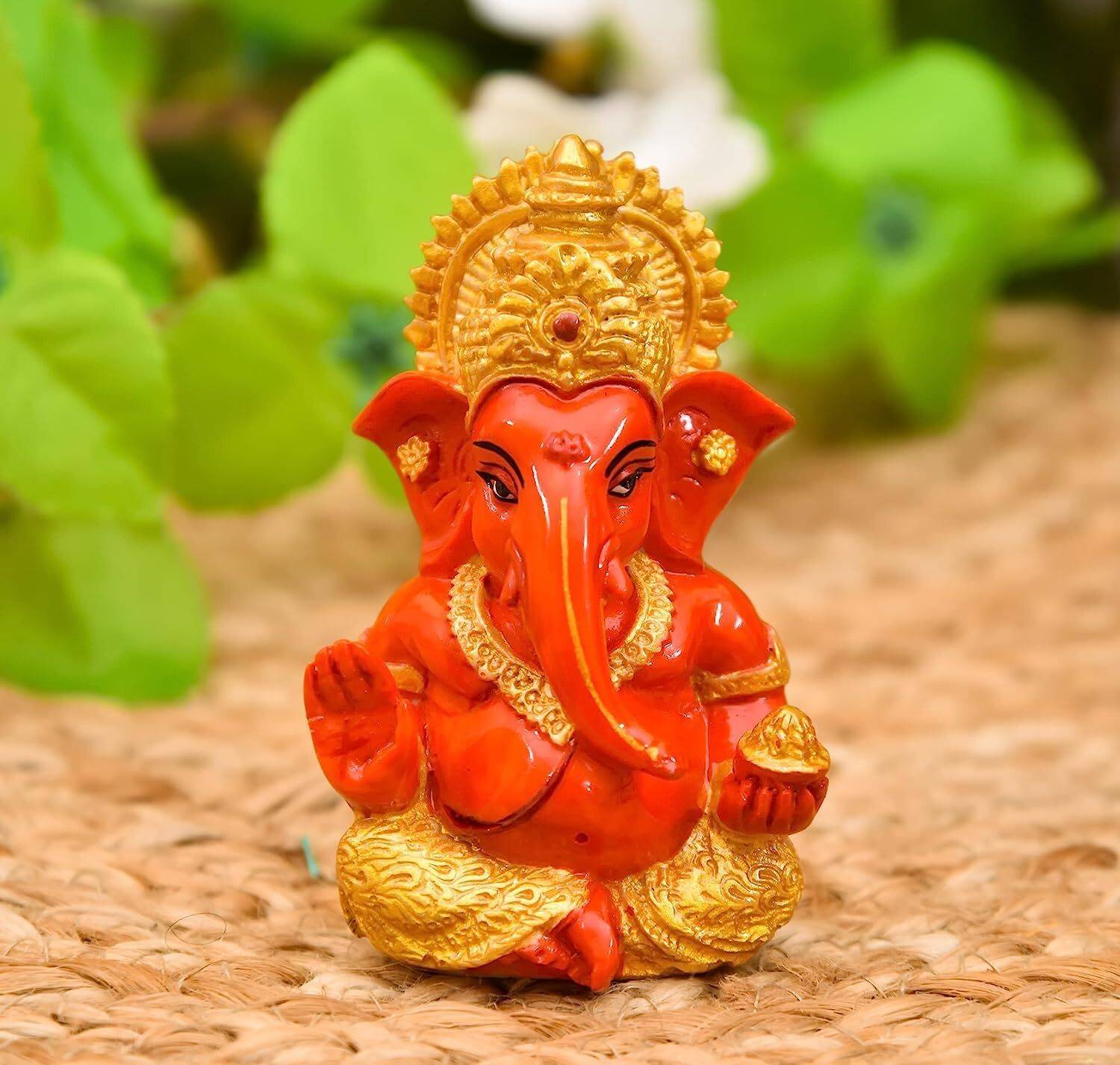 Artyog Premium Polyresin Ganesha Idol for Car Dashboard, God of Success & Luck, 3 Inch Decorative Showpiece  -  7.6 cm