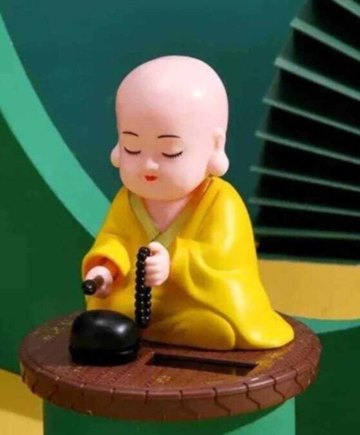 AADHAN TRADERS BUDDHA HEAD SHAKE Decorative Showpiece - 9 cm