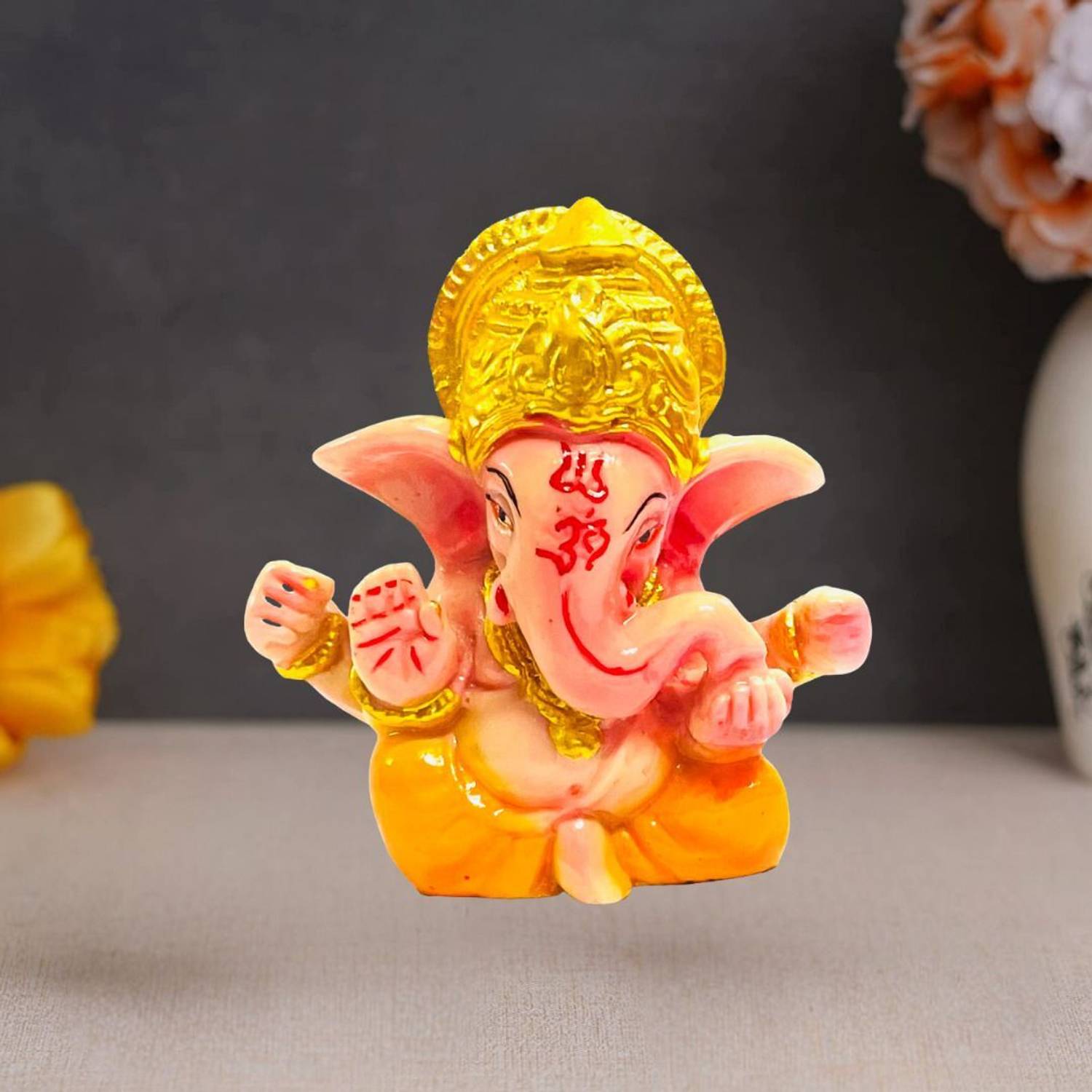 sanskaari Mini Ganpati Idol for Car Dashboard Decor Decorative Showpiece  -  6 cm