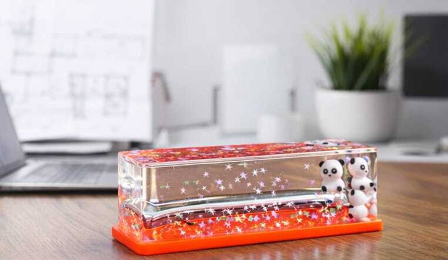 NyTraders Panda Wave Liquid Motion Paperweight 5cm Blue - Image 3