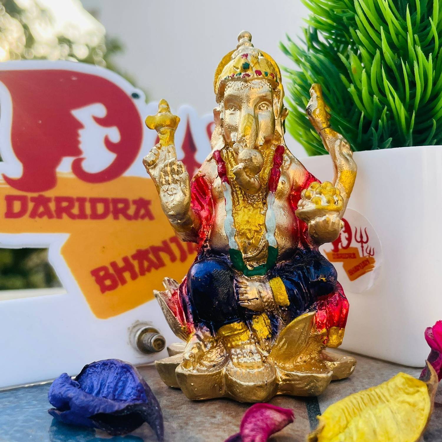 PUCHCHI Ganesh Idol For Good Fortune & Success, Ganesh Murti, Ganpati idol Decorative Showpiece - 7.9 cm