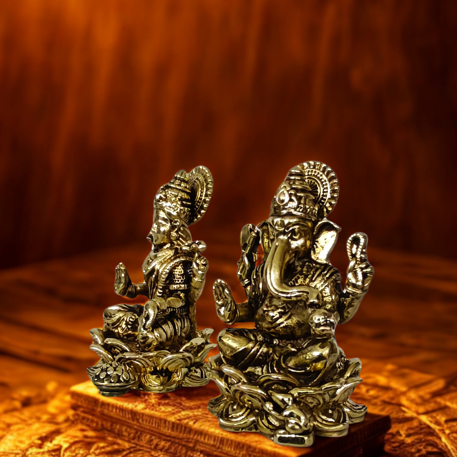 Image of Craftcart Lakshmi Ganesh Brass Idol pair | Lightweight | 100% Brass | w: 110g | Decorative Showpiece - 5 cm