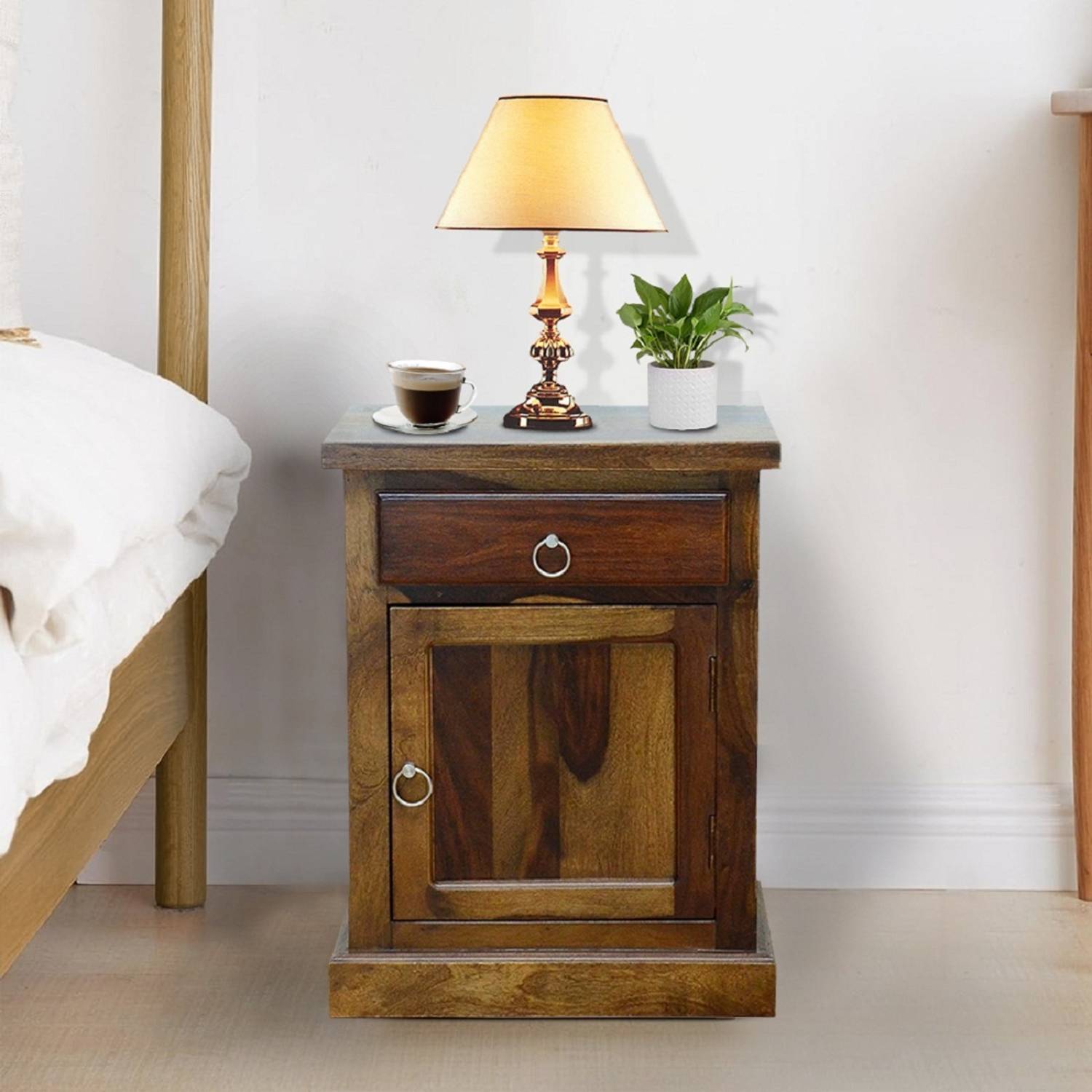 Meera Handicraft A beautiful pure sheesham wood side table Solid