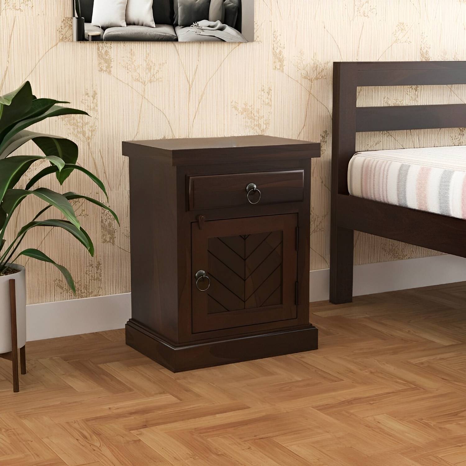 CLANECRAFT Solid Sheesham Wood Leaf Style Side Table For Bedroom/