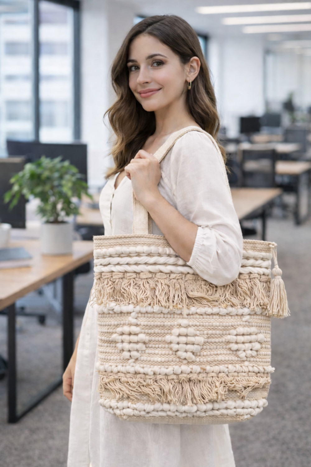 Image of footpedia Beige Shoulder Bag BEBIG007