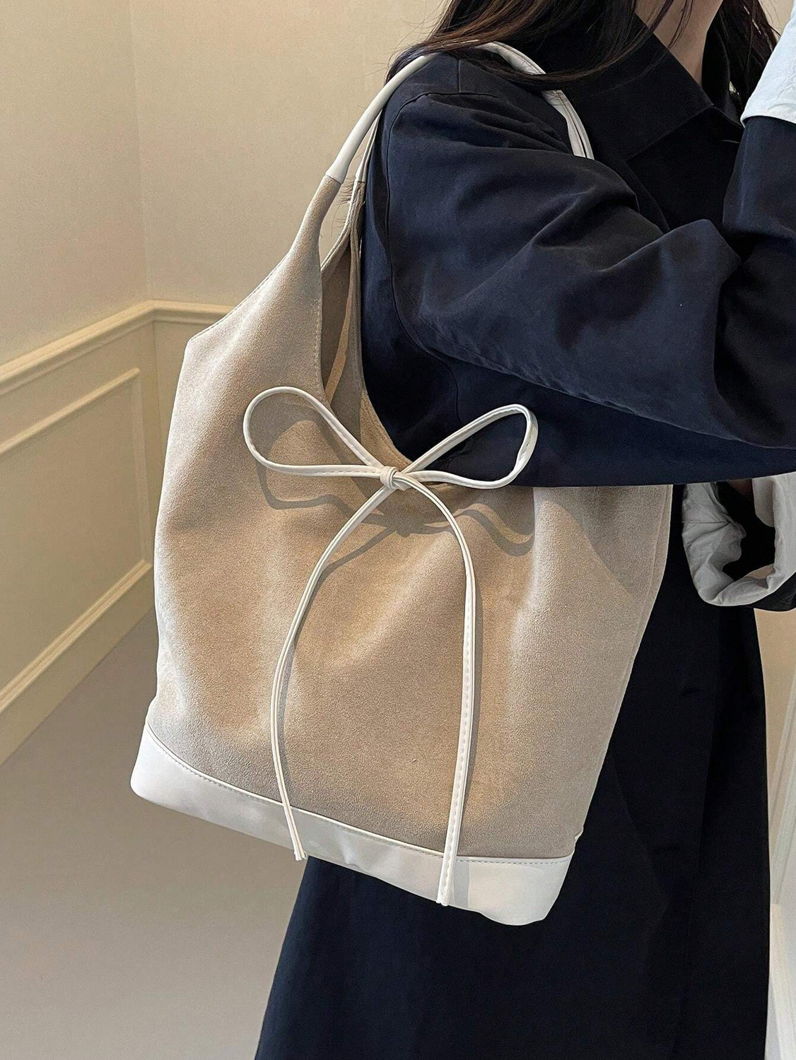 Image of Purplehunt White Sling Bag 1PDWHITE