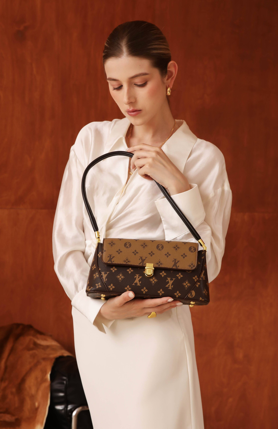 Image of Diva Dale Brown Shoulder Bag Stylish Designer Fashionable Premium Luxury
