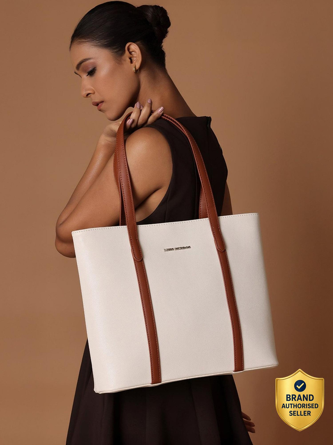 Image of LINO PERROS White Tote Valley Everyday Bag