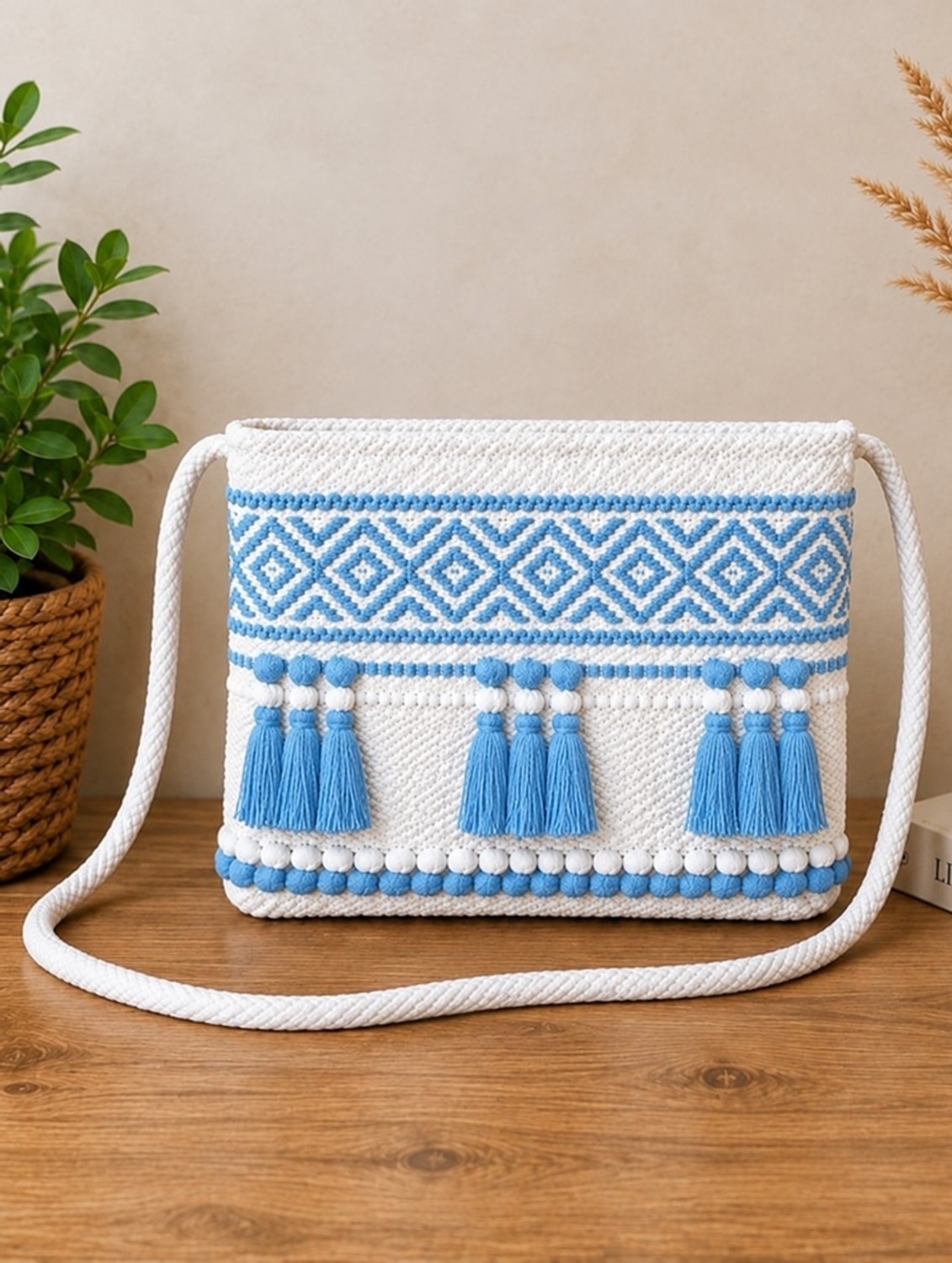 Image of TARA HANDLOOM Multicolor Women Sling Bag Sky Diamond Sling Bag