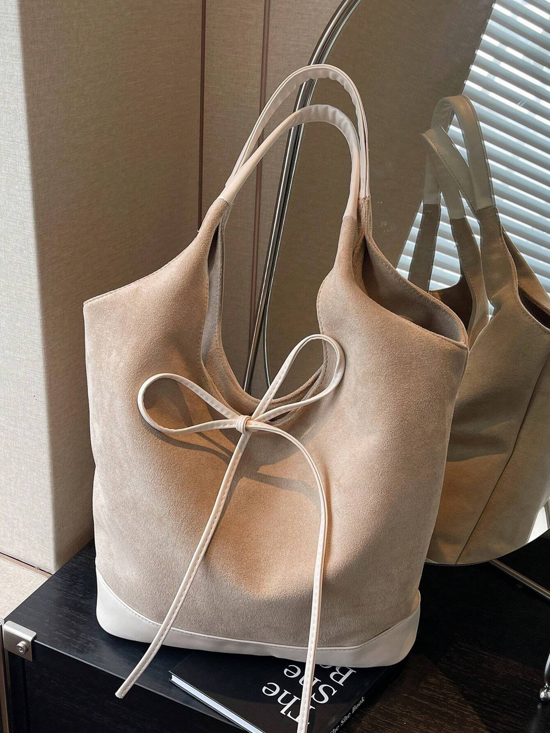 Image of Purplehunt White Sling Bag 1PDWHITE