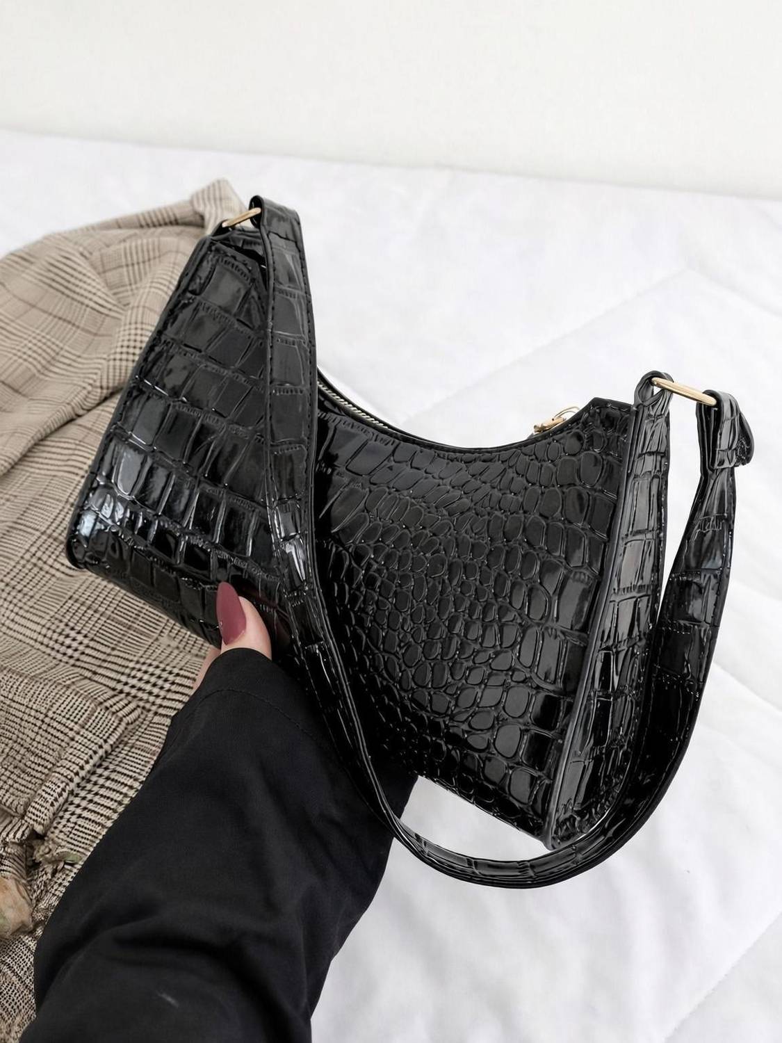 Beauty Queen Black Hand-held Bag Stylish Mini Hobo Ladies Purse