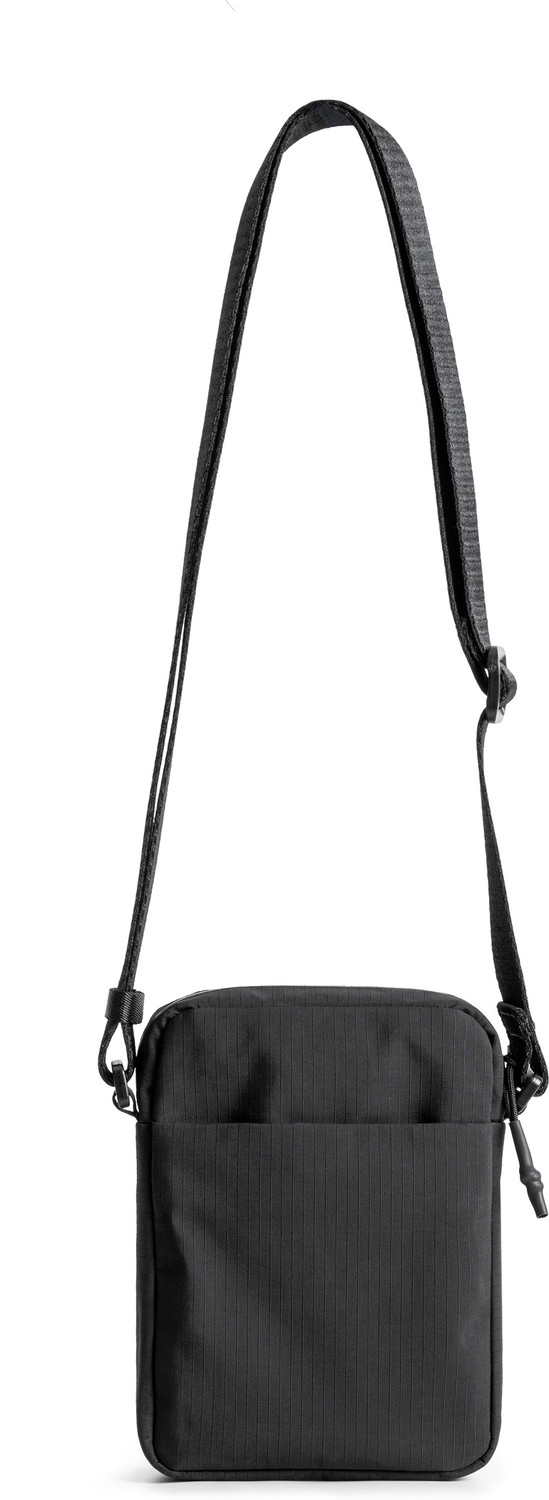Image of DailyObjects Black Sling Bag Pivot Travel Sling - Basalt