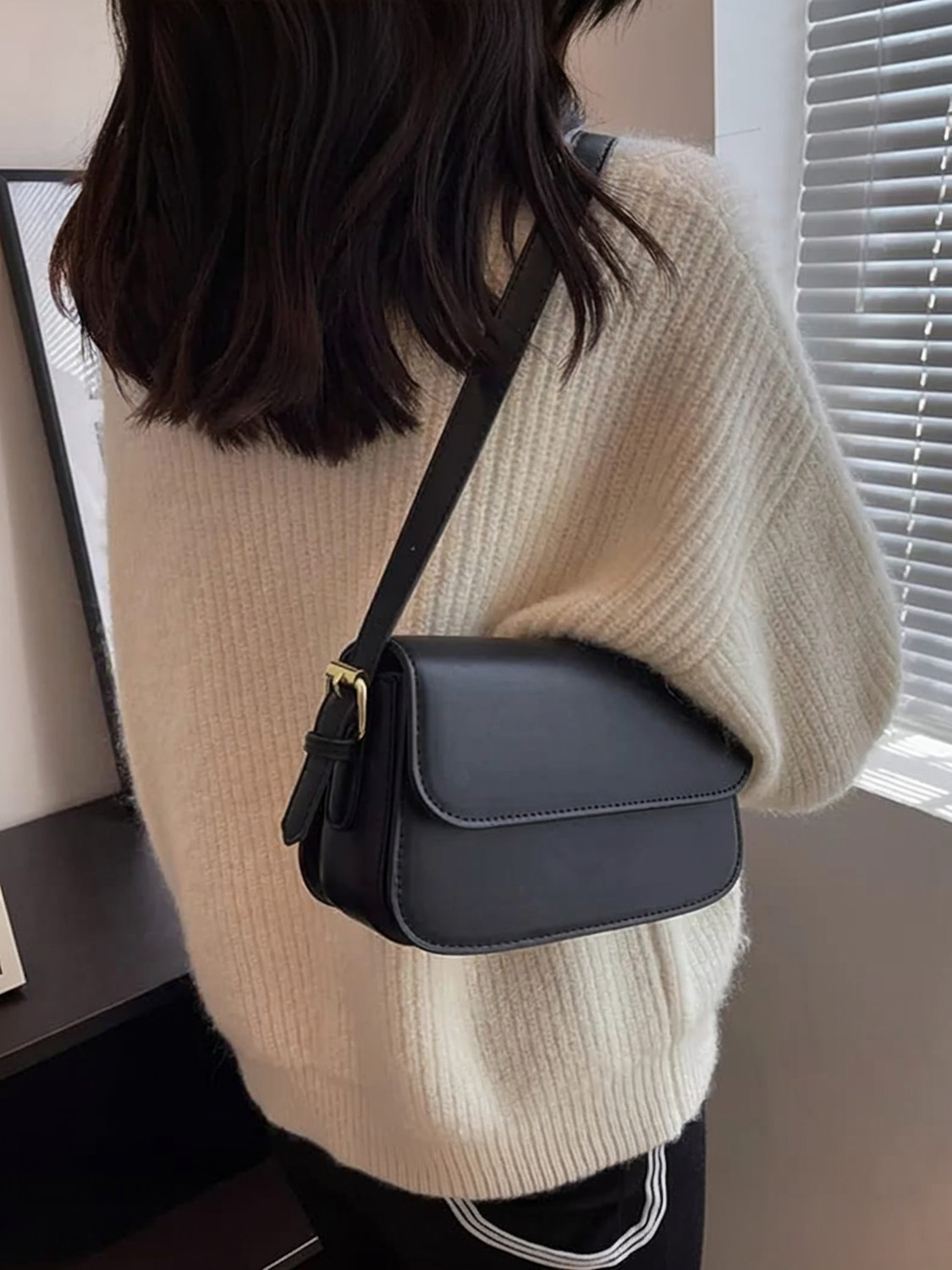 Image of LIZIQI Black Sling Bag Maroon Women Ladies side | women hand