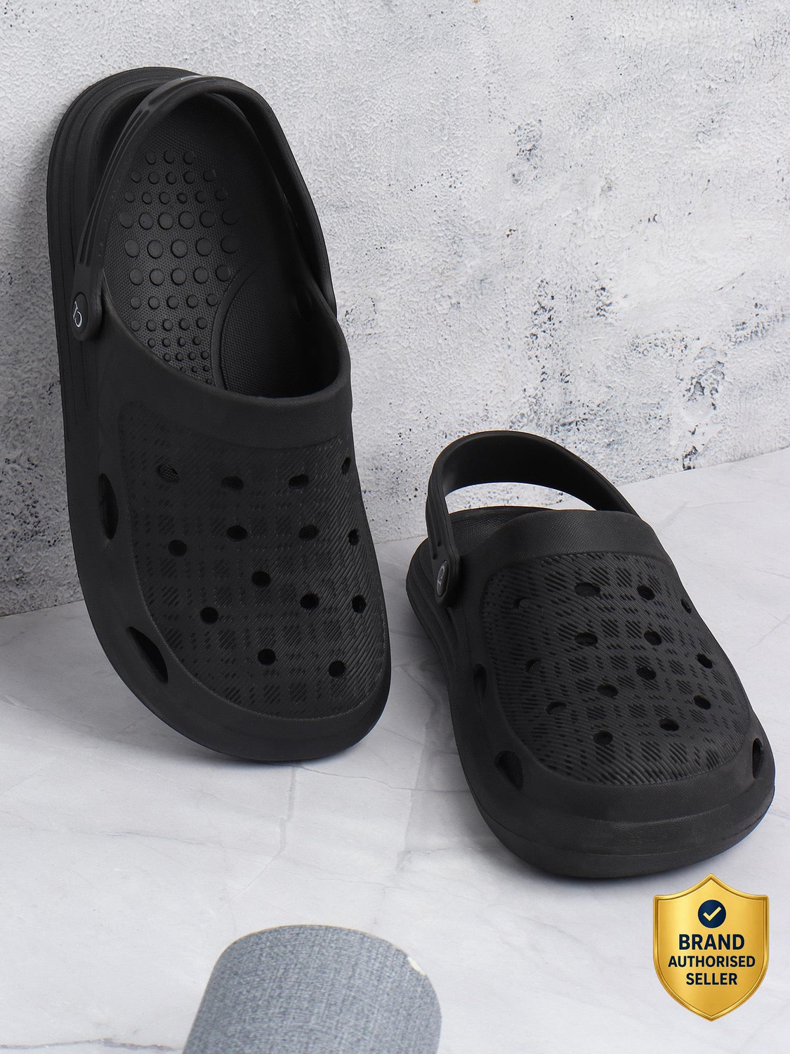 Image of CARLTON LONDON Men Clogs