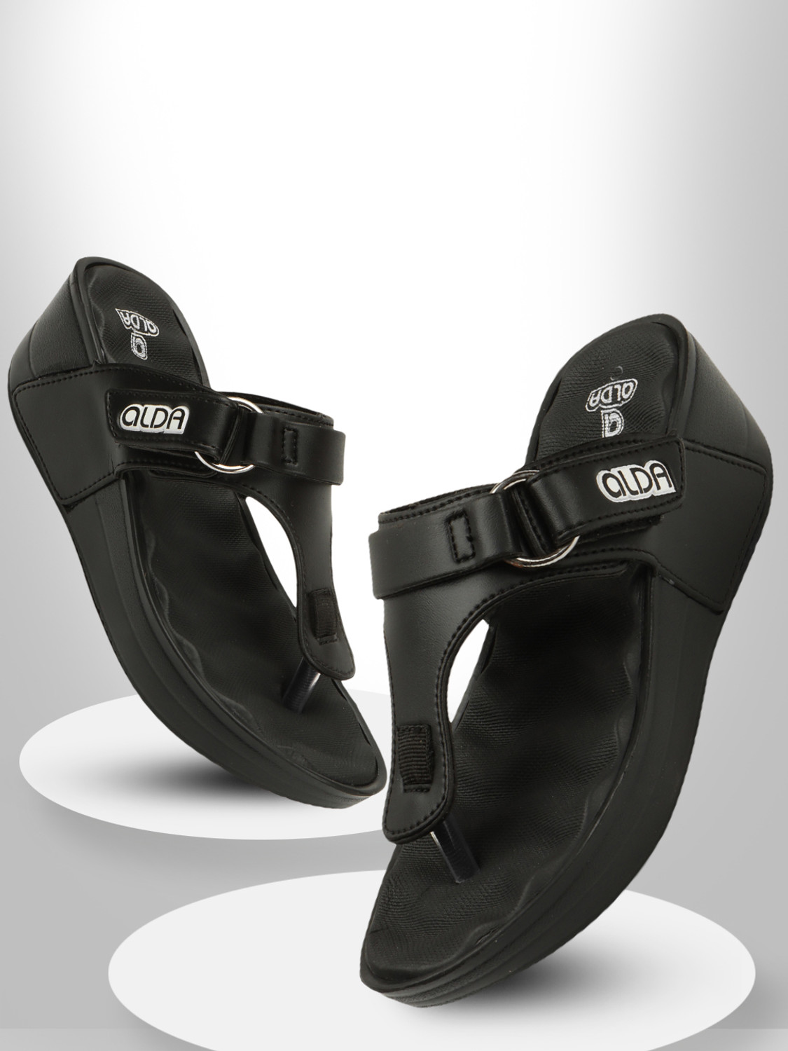 Image of corgan Women Slippers