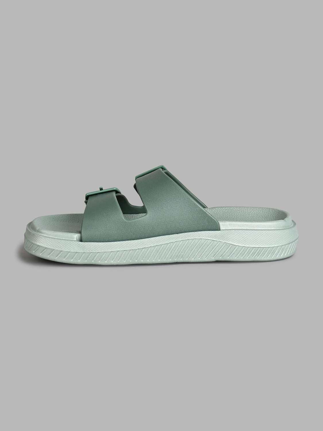 Image of WOODLAND Men Lightweight Comfortable Casual Summer Wear Slippers