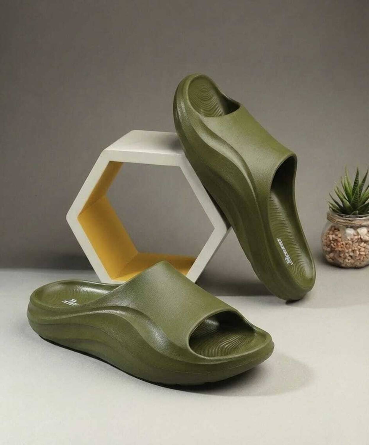 Paragon Men Sliders Comfortable Waterproof Everyday Use Slides