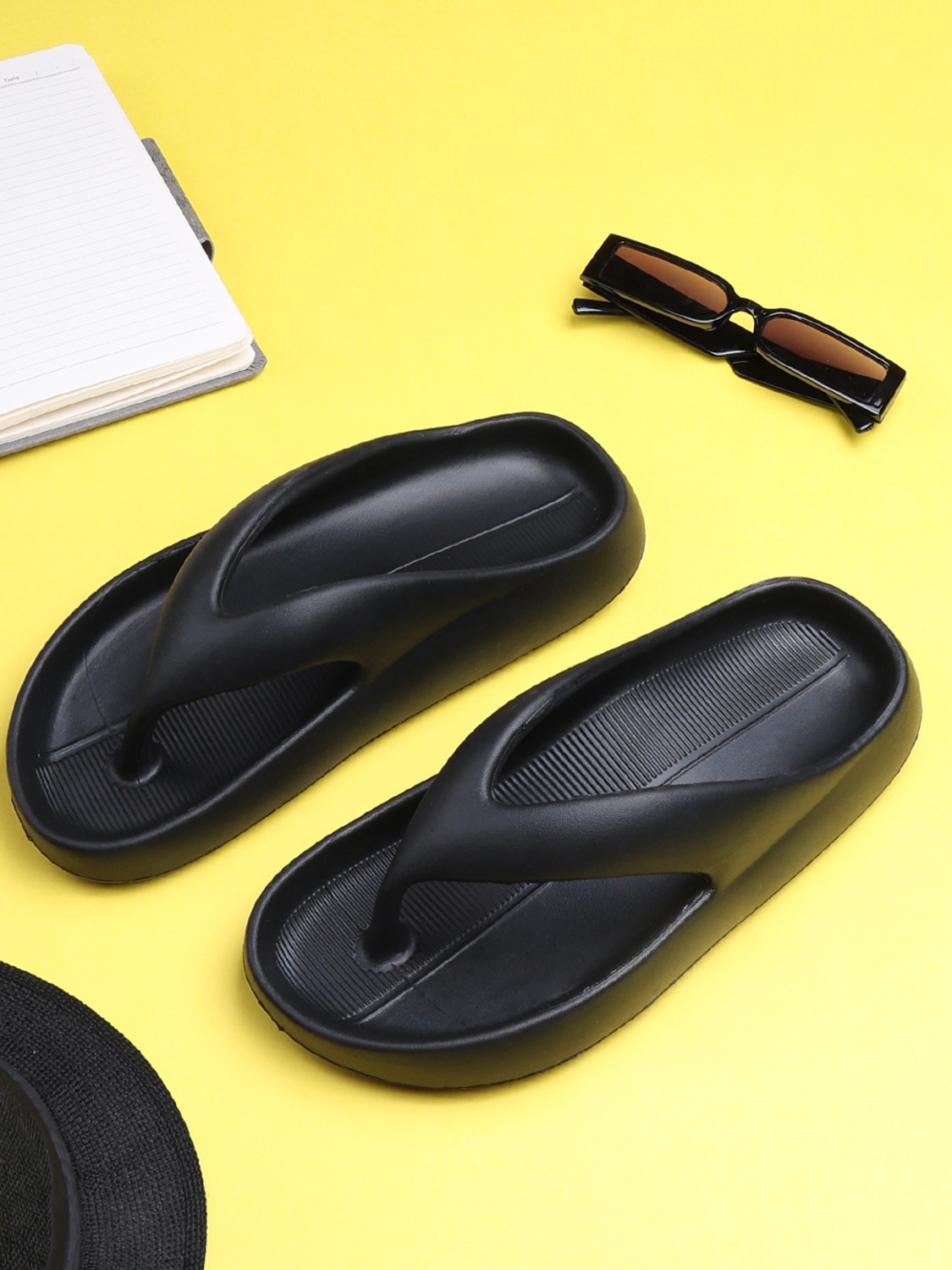 Image of TOE CANDY Men Slippers