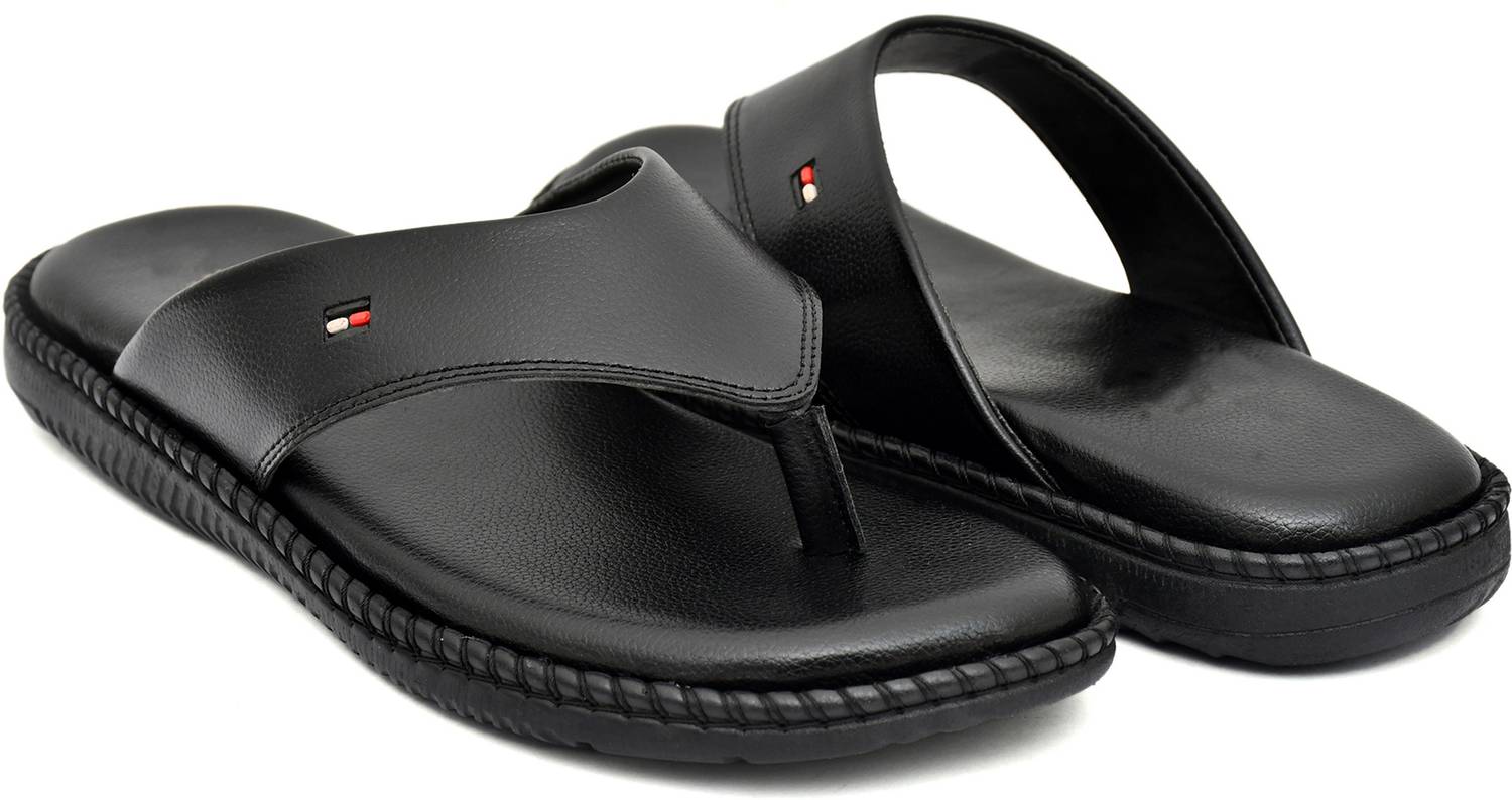 BUKARO Men Black Flip Flops - Image 3