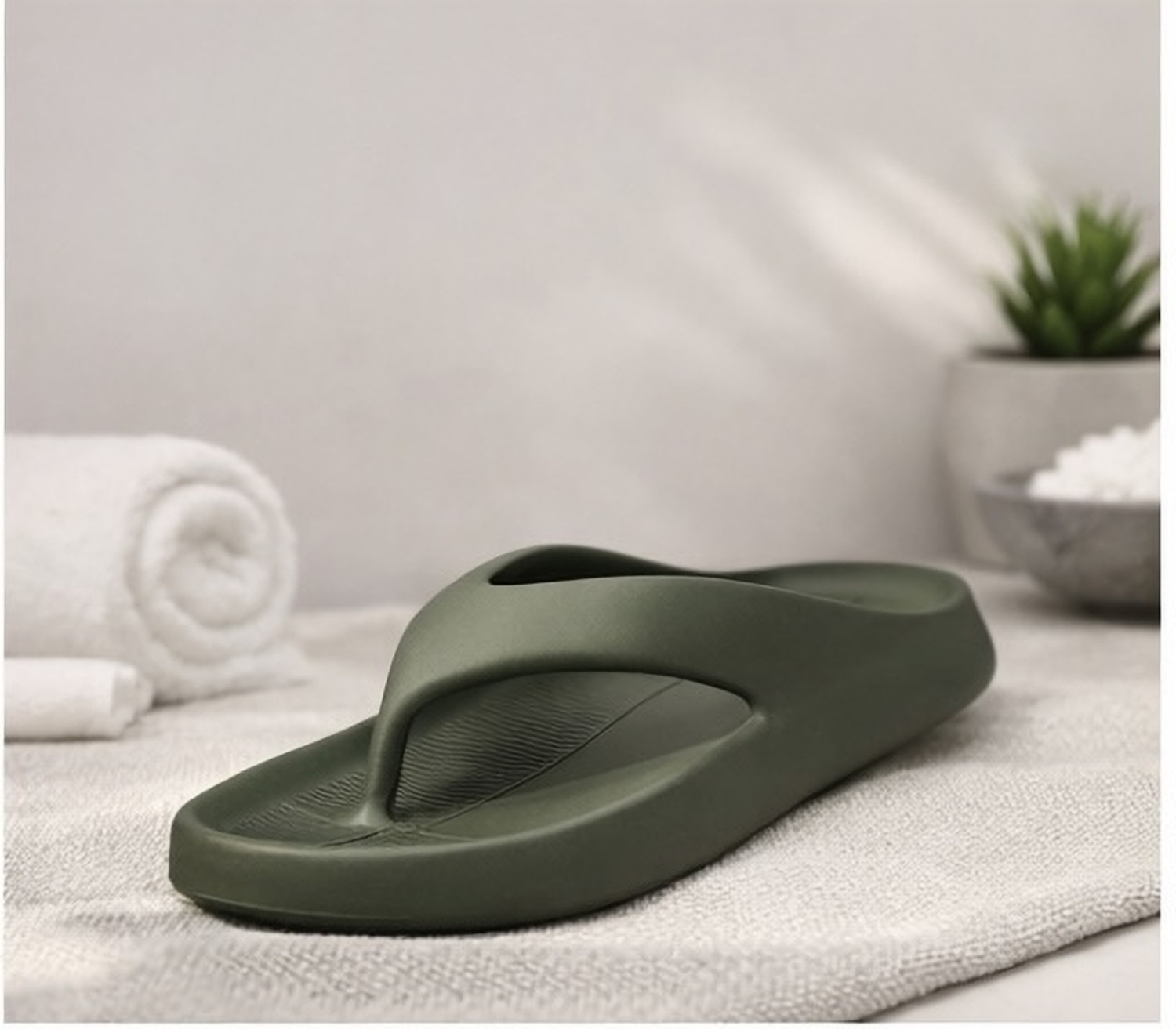 Image of VOOLIO Men Flip Flops
