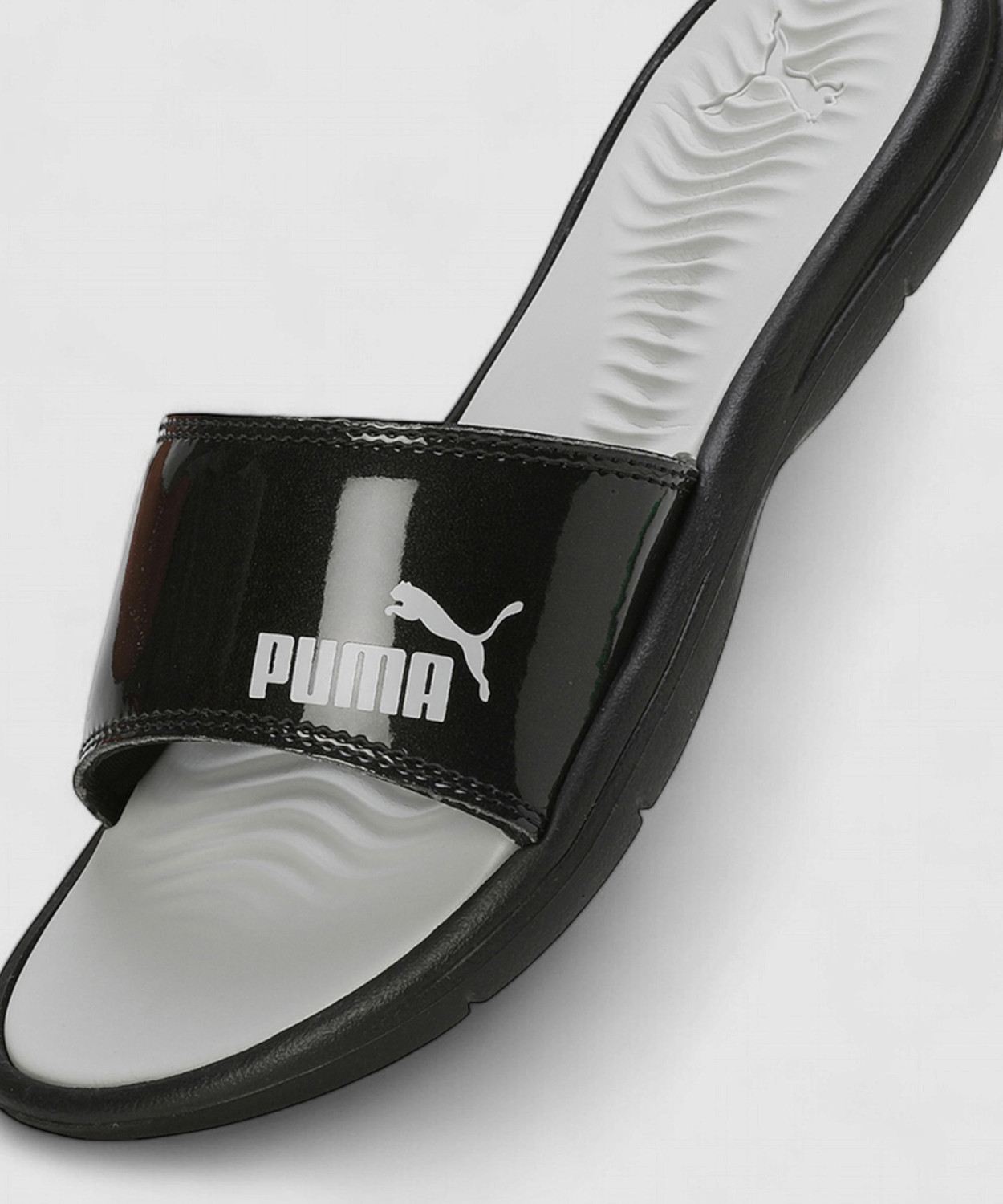 Image of PUMA Women Silvia V4 Slides