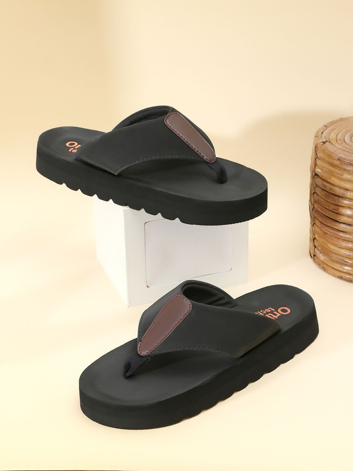 Image of AROSY Men Flip Flops