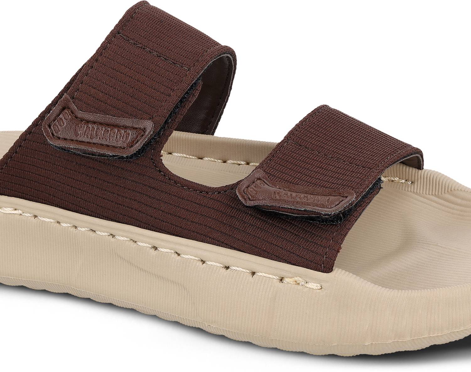 WALKAROO Men Brown Flip Flops - Image 5