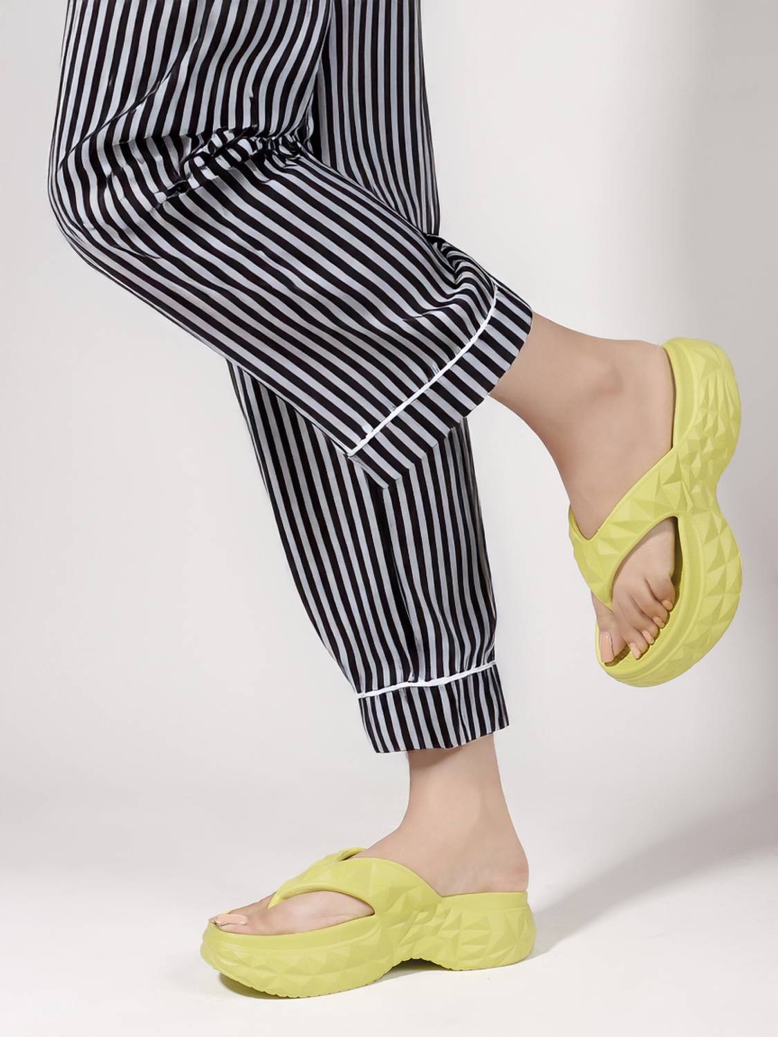 STEPIZIA Women Flip Flops