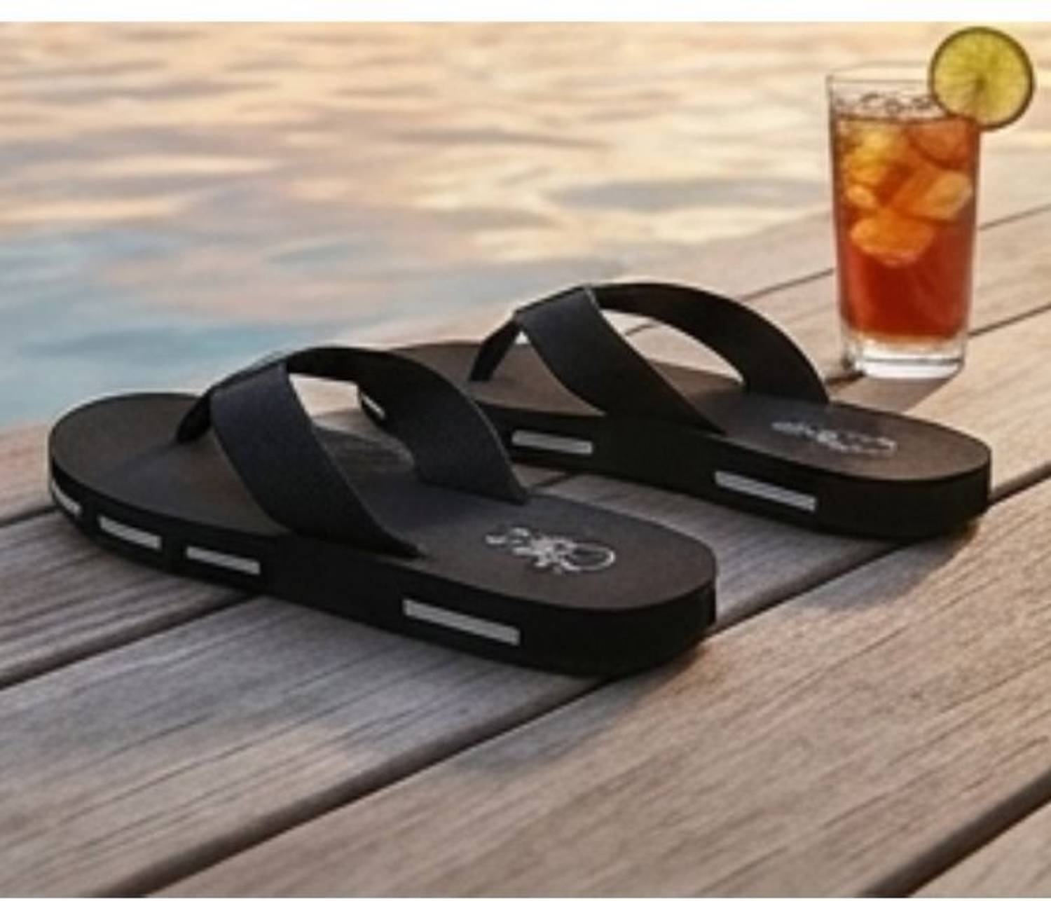 Styleedge Men Black Flip Flops - Image 1