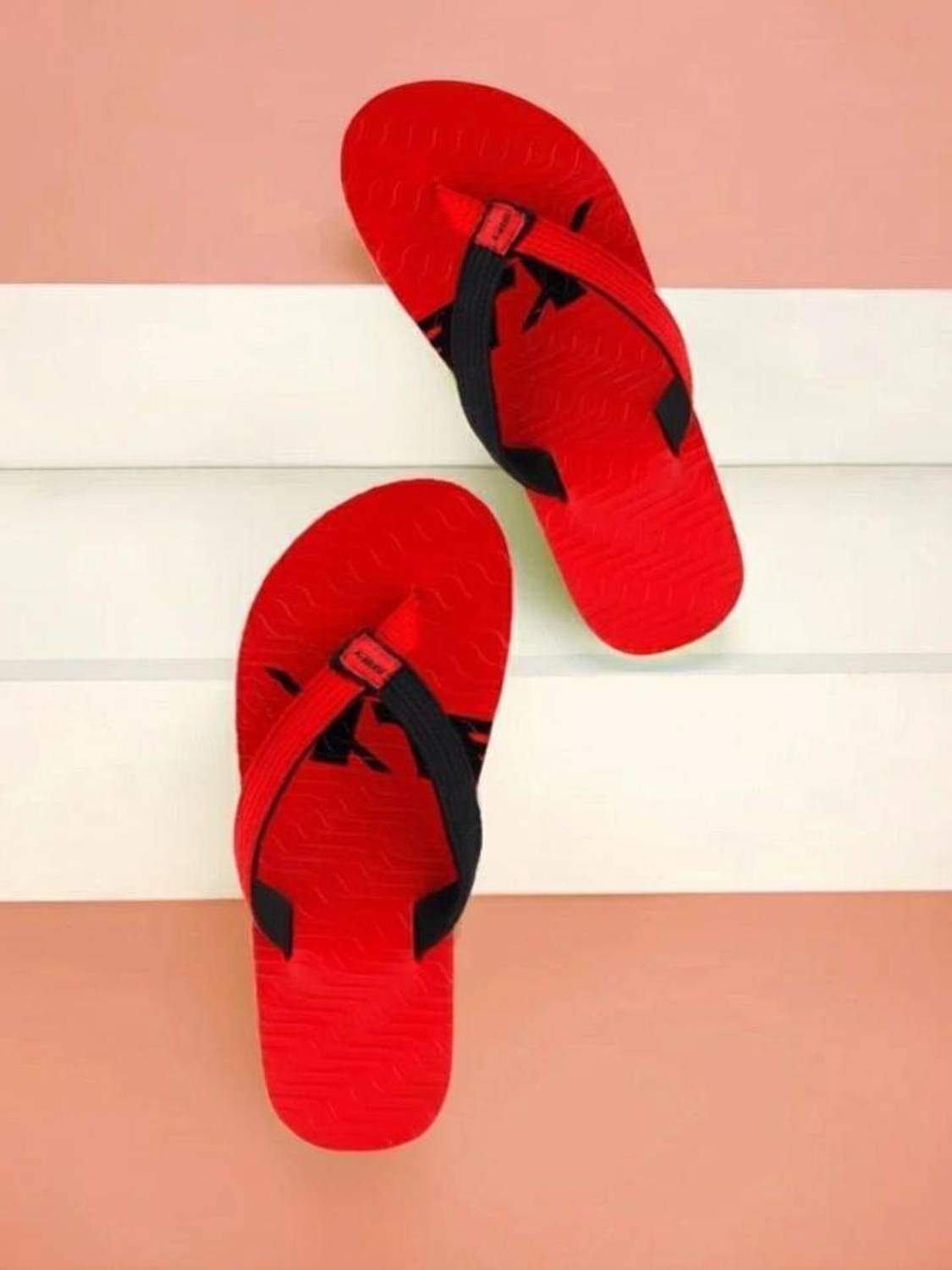 Sparx Men Red Flip Flops - Image 1