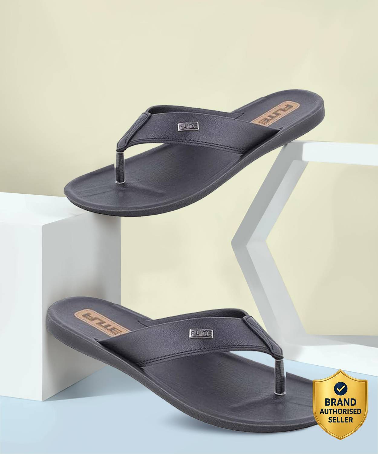 FLITE Men Black Slippers - Image 1