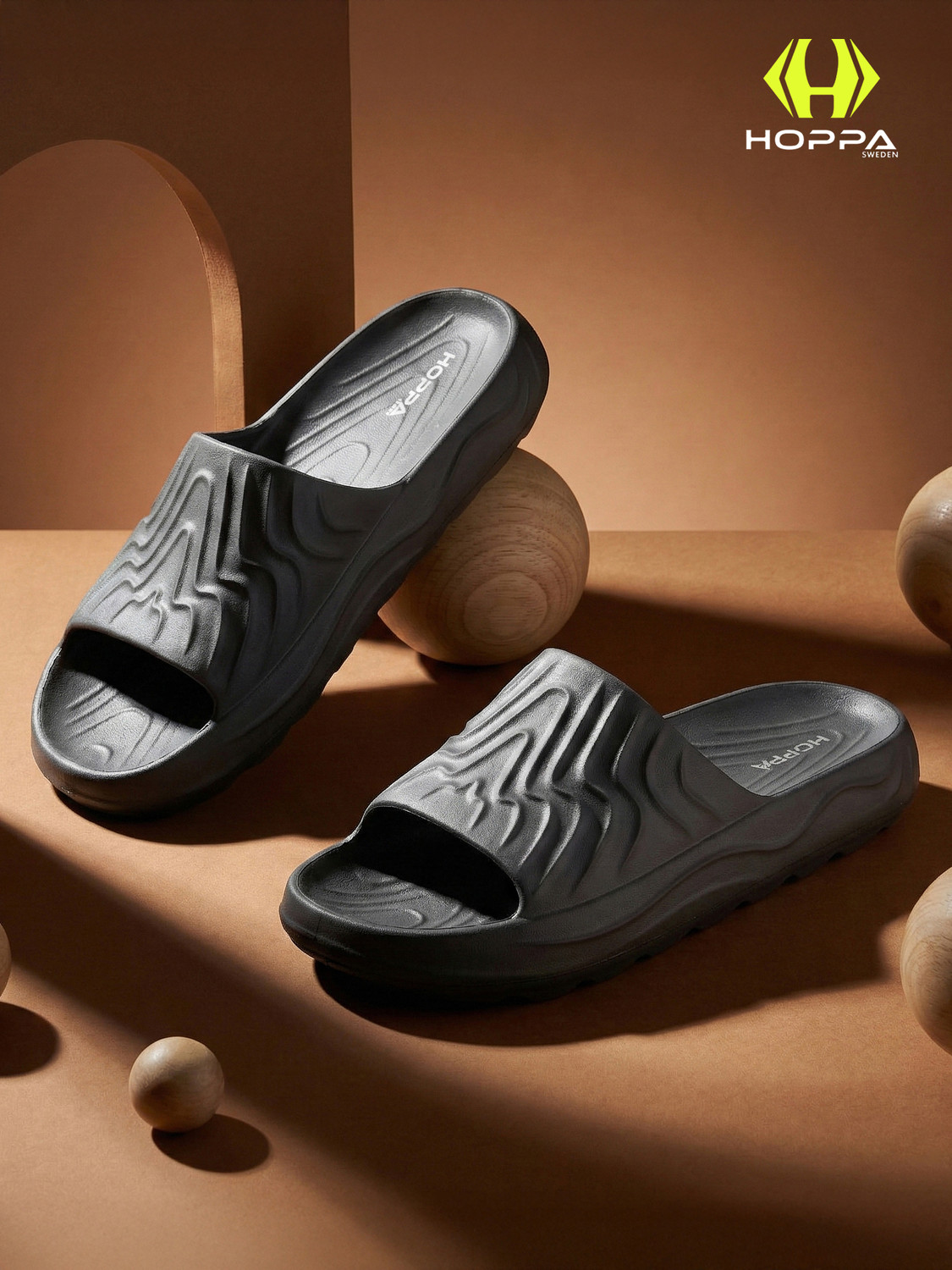 Image of Hoppa Men Comfortable Outdoor Lightweight Anti-Skid Flip Flops