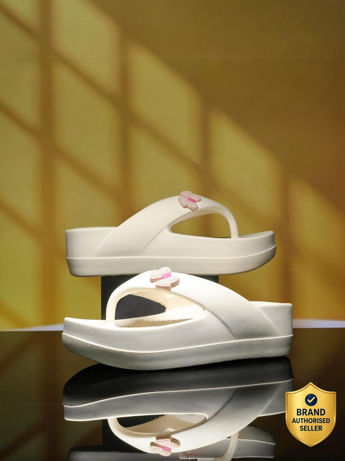 Image of asian Women Slippers