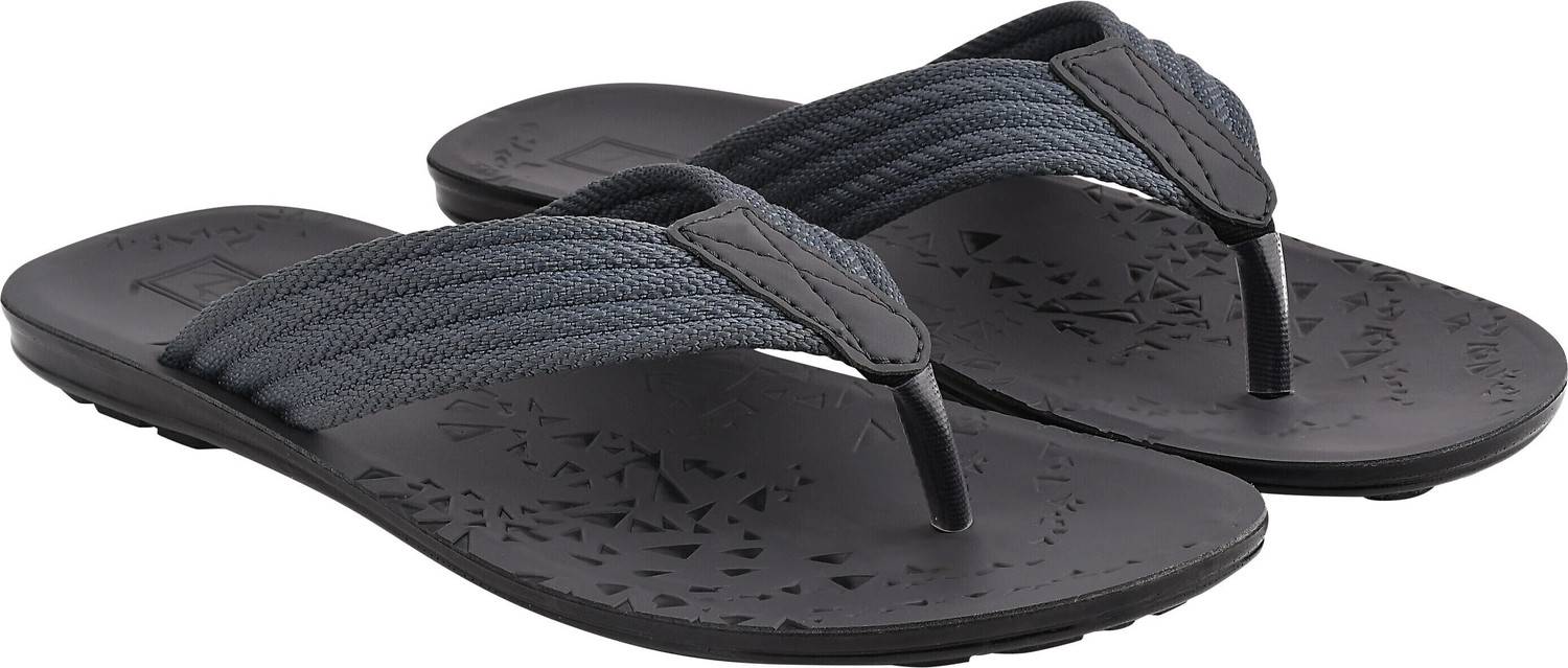 Image of Pu-Pine Men Affordable Daily Wear with Soft Sole Flip Flops